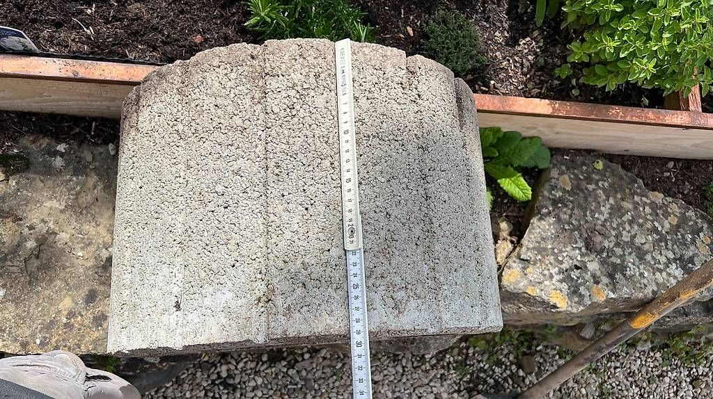 Vasi per fiori: Pflanzring | Pflanzstein | Betonringe – Usato da Gwatt (Thun) venduto da Schmidiii 2