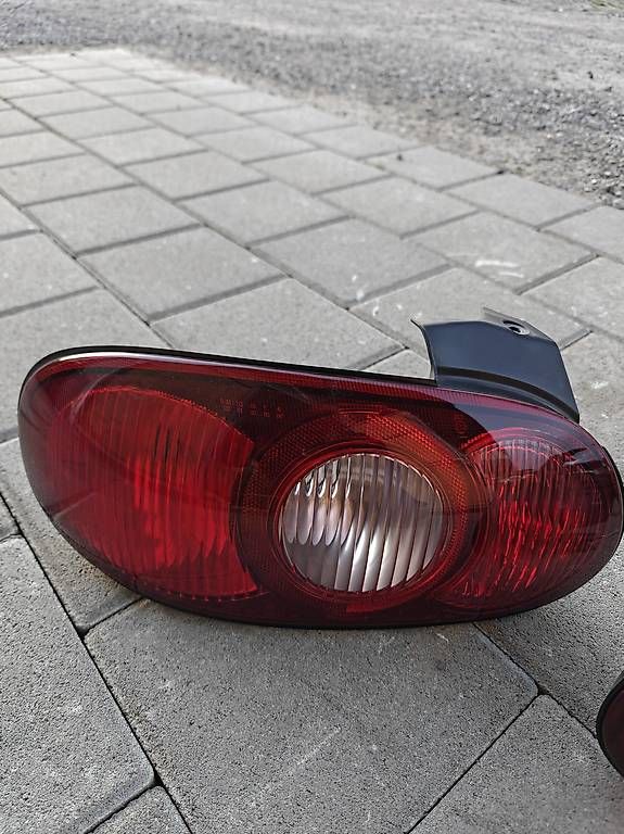 Mazda Tutti pezzi di ricambio auto: Mazda MX-5 NBFL Rücklichter – Usato da Rubigen venduto da Berti0531 1