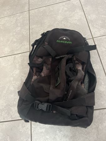 Dakine Rucksack/Backpack, ideal für Ski-Touren im Winter!