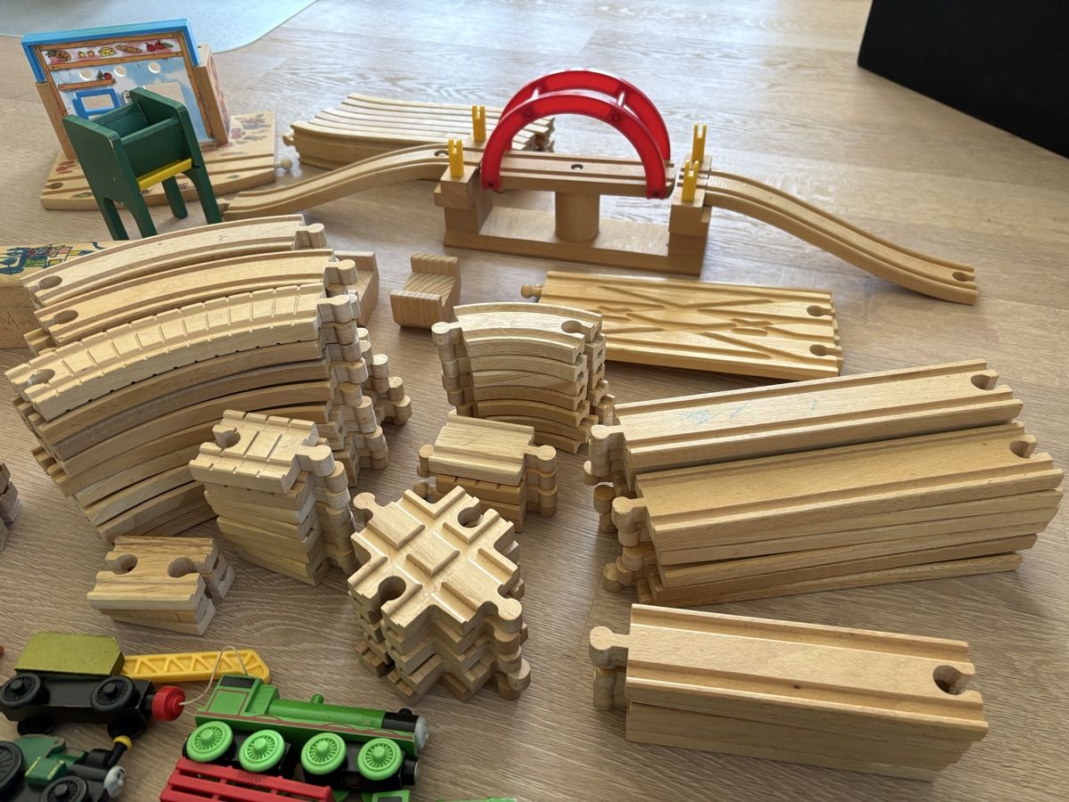 Brio Spielzeuge: Holz Eisenbahn set  – Gebraucht aus Hergiswil NW von mar_js5v 4