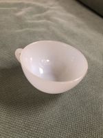ARCOPAL Petite tasse blanche Vintage a liseré doré