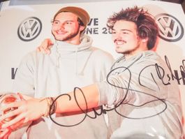 Milky Chance - Autogramm auf Foto