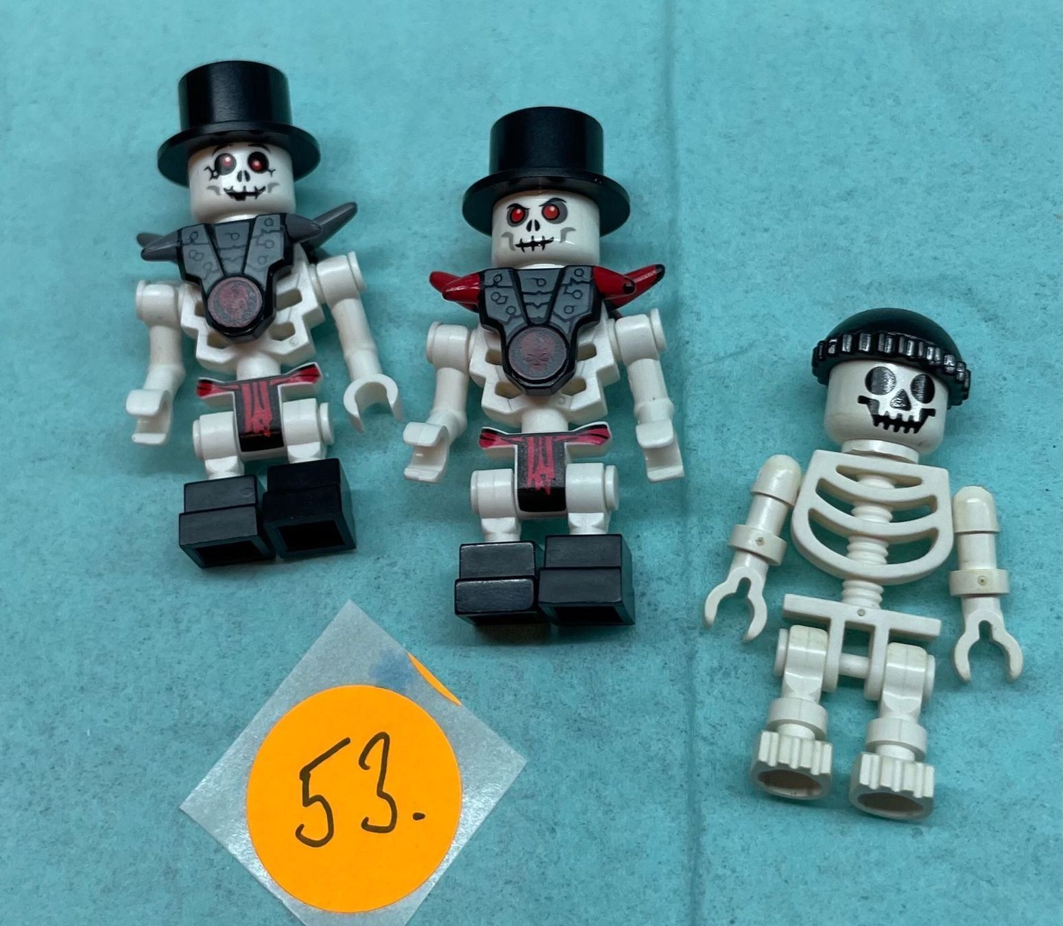 Lego Giocattoli: 3 Lego Figuren Skelett – Usato da Rheinfelden venduto da zim_2hqc