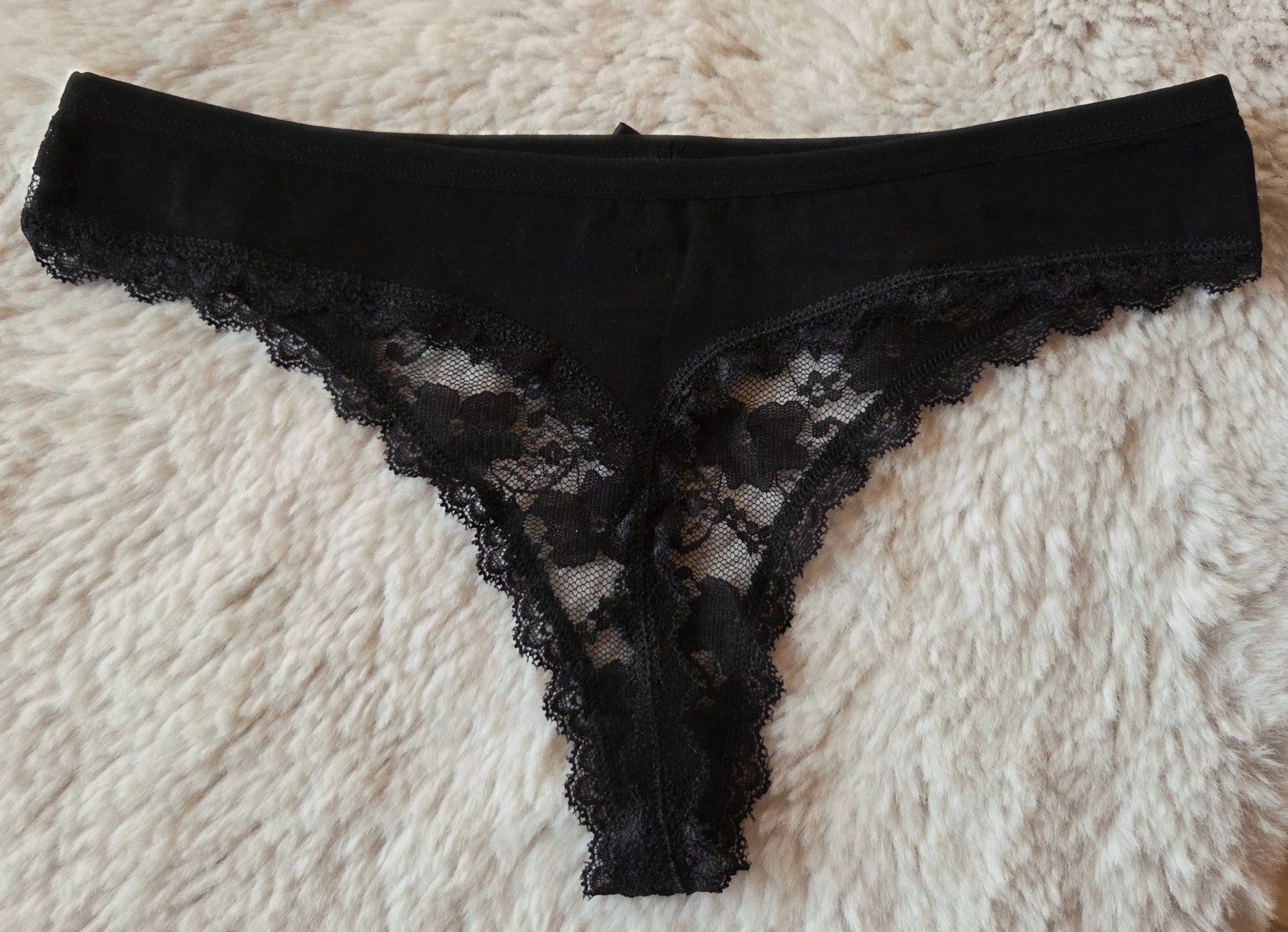 Sonstige Unterwäsche: String/Slip Spitze schwarz,Gr.S – Gebraucht aus Siblingen von Vany_McDougall 2