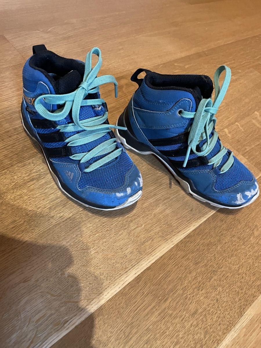 Adidas Schuhe für Jungen: Adidas Terrex Gr.28 Wanderschuhe – Gebraucht aus Flumserberg Bergh von tamaramullis 3