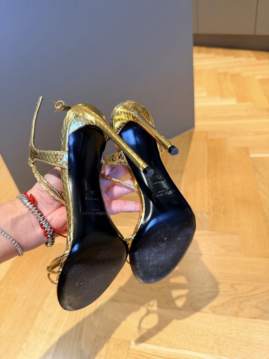 Saint Laurent Scarpe da donna: Saint Laurent Robin size 36.5 – Nuovo (secondo la descrizione) da Meilen venduto da ana_nln9 3