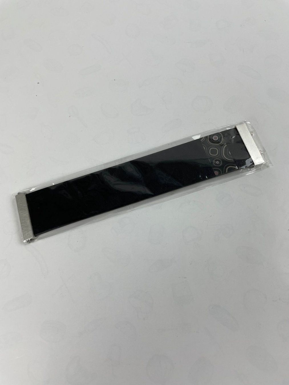 Bracelets: Armband schwarz mit Muster – Neuf avec emballage d'origine à Wängi par LiqKojote
