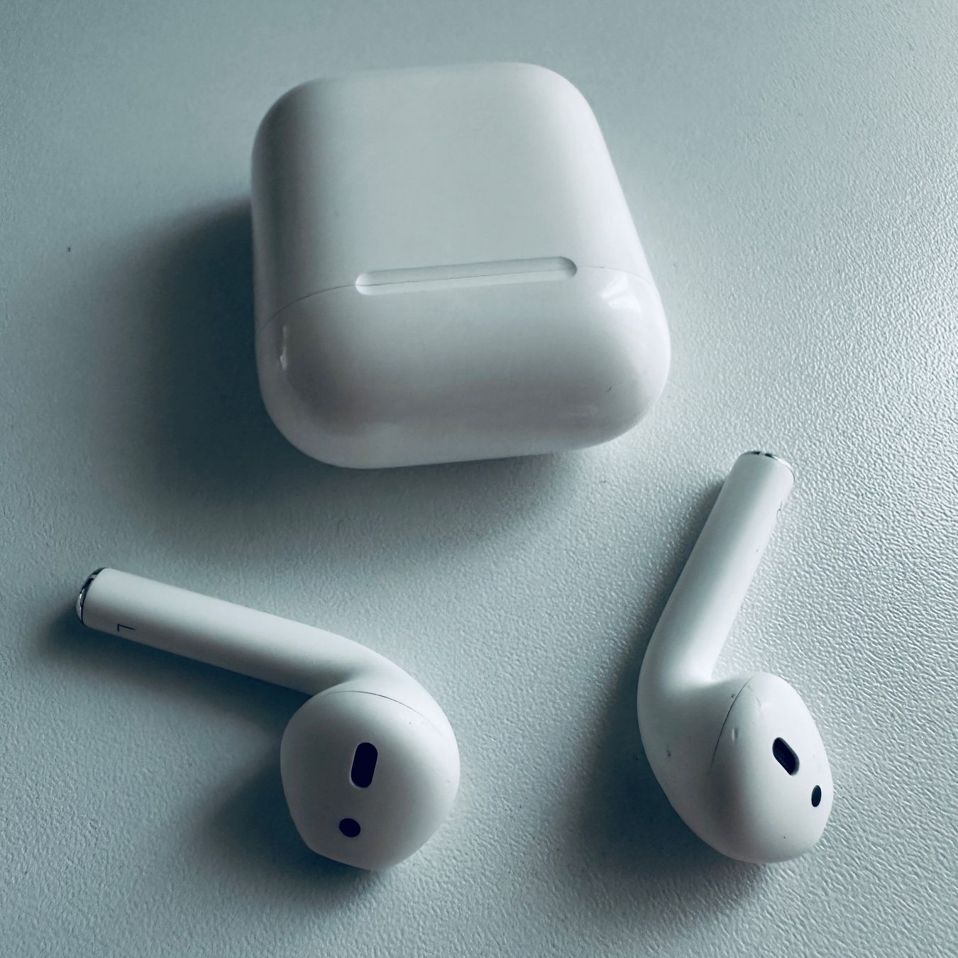 Apple Cuffie: Original Apple AirPods 2 Kopfhörer Wireless Lightning Kabel – Usato da Basel venduto da MY.AIRPODS.SHOP 7