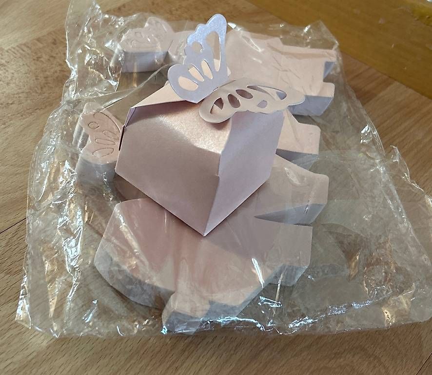 Tutte le decorazioni: 50 Stk Schmetterling Faltboxen  – Usato da Herisau venduto da angelaled