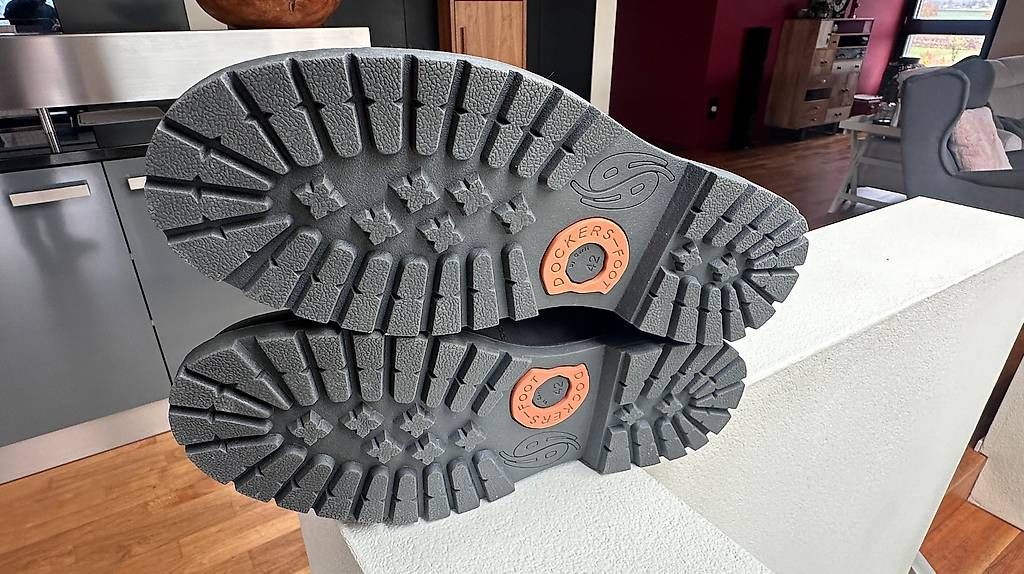 Scarpe da uomo: Dockers Schuhe 42 NEU – Usato da Neuenkirch venduto da Bitsa 1