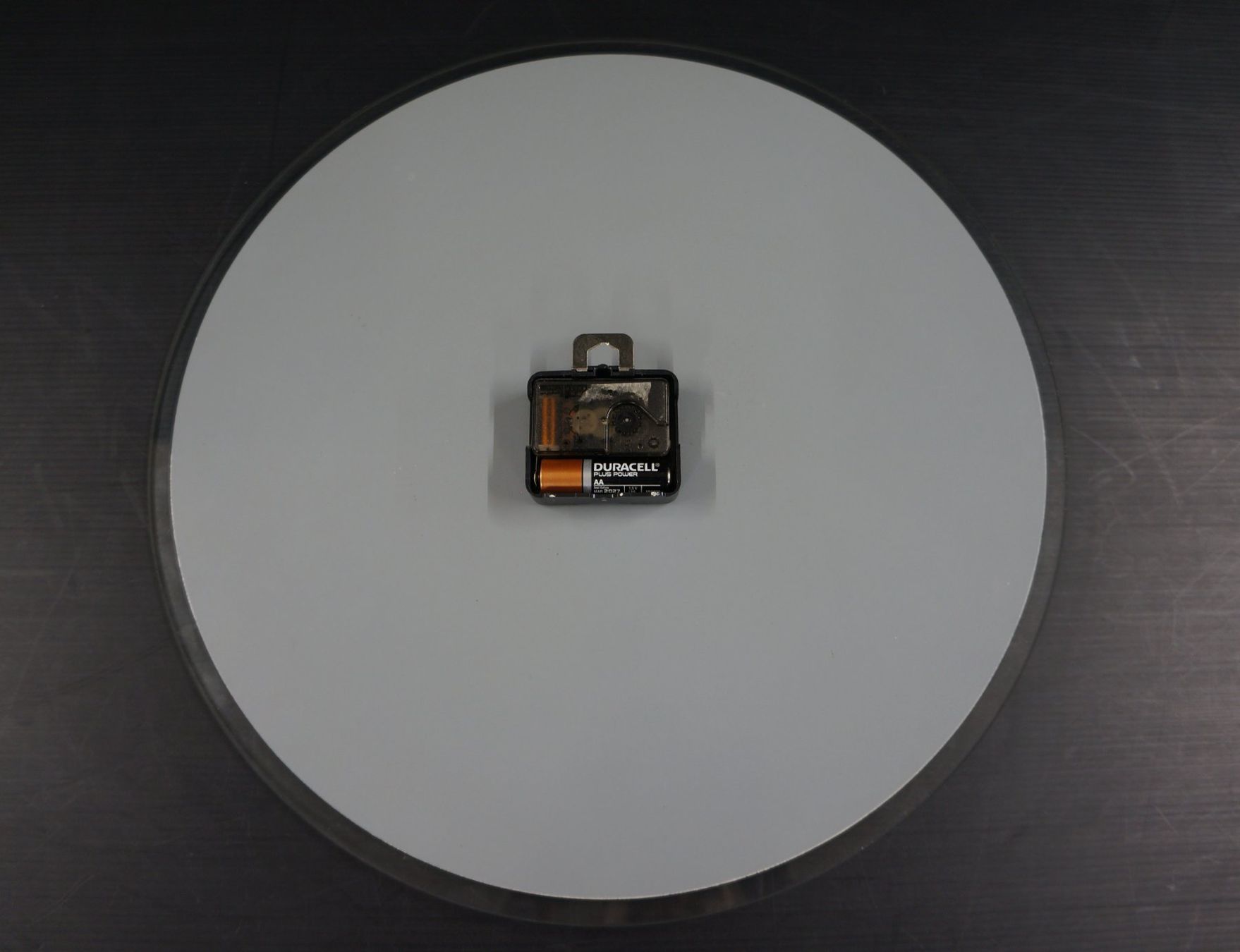 Uhren: BINO Point Break Wanduhr – Gebraucht aus Basel von bk_brockibasel 2