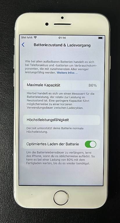 Apple Handys / Smartphones: iPhone 8 / 64GB – Gebraucht aus Zürich von space_man_spiff 3