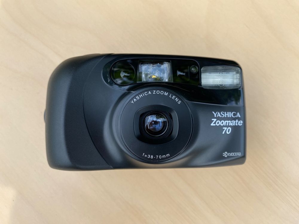 Appareil Photo Ancien Yashica Zoomate 70 - Pour Pièces Ou Collection, Ne Fonctionne Pas