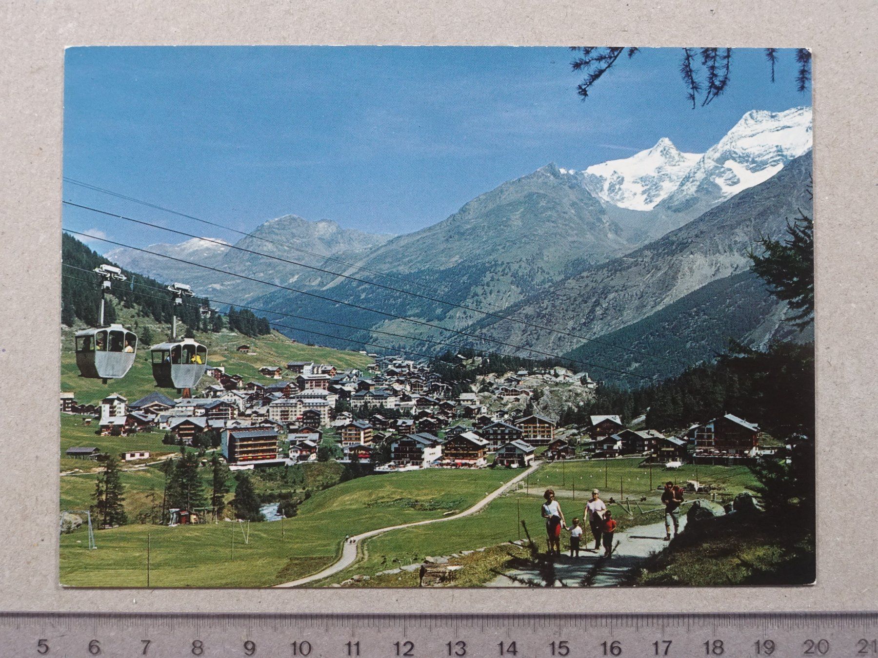 Cartoline postali: Saas-Fee, Gondelbahn, Luftseilbahn – Usato da Lenzburg venduto da fh1