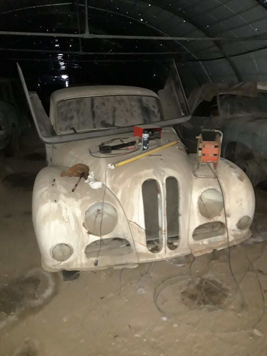 BMW Automobili: BMW 502 V8 de 1956 – Difettoso da Troinex venduto da Kikou5