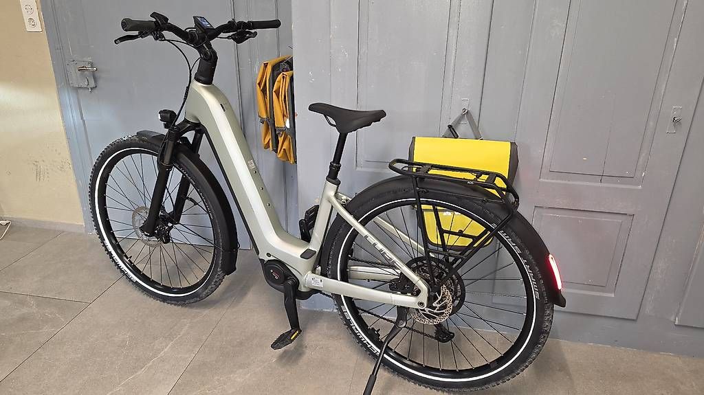 Vélos: Ebike E-Bike Cube Neuwertig  – D'occasion à Bronschhofen par Timi.g 6