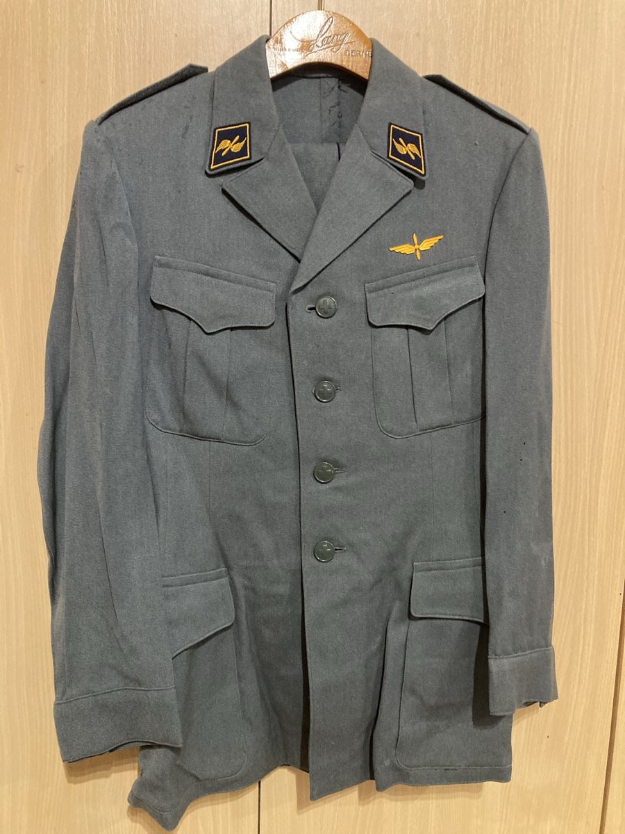 Schweizer Armee Uniformi: Uniform Pilot CH Armee 50er Jahre – Usato da Rafz venduto da Megalithiker