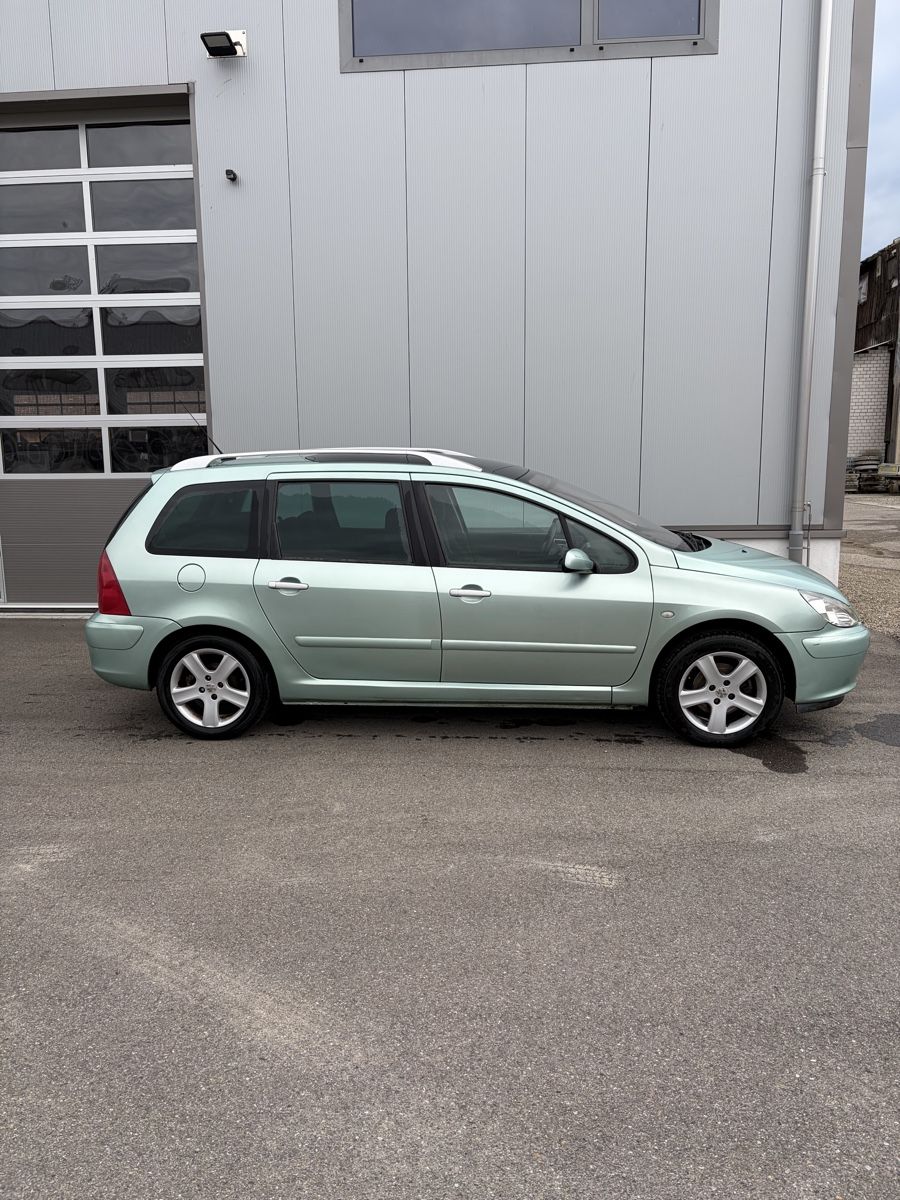 Peugeot Autos: Peugeot 307 SW – Defekt aus Zürich von luc_9tdl 1