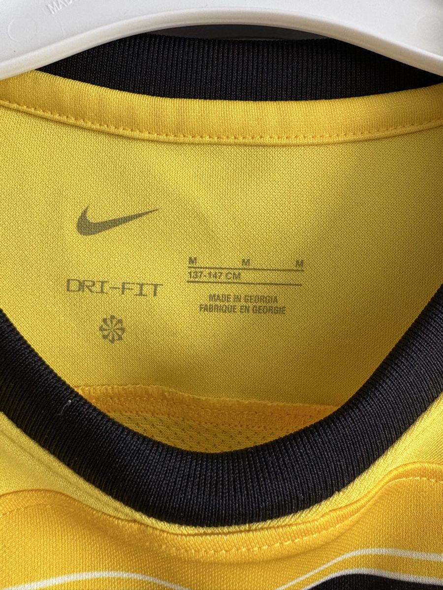 Nike Trainer, Turnhosen & -trikots: Kinder Trikot YB Bern – Gebraucht aus Wabern von iku_occasion 1