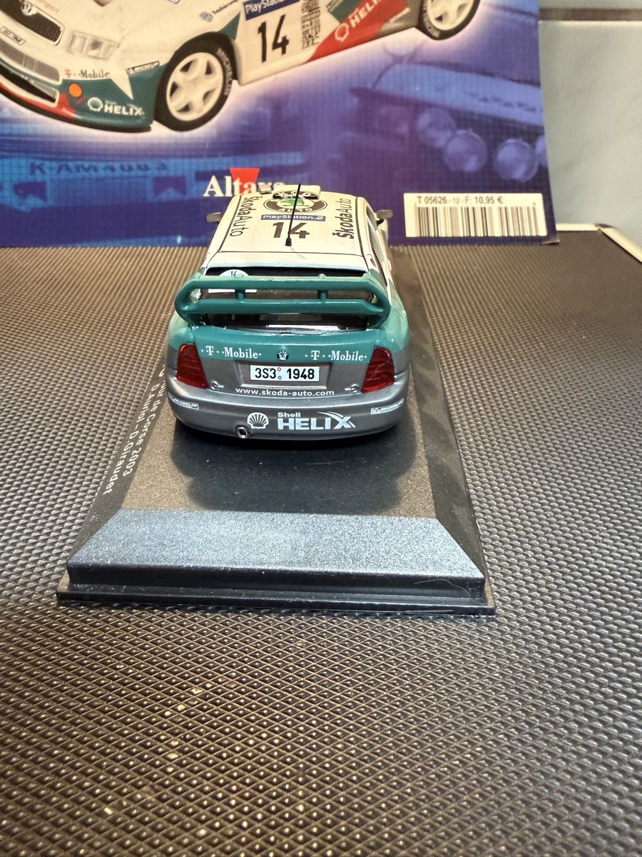 Skoda Modellini d'auto: Skoda fabia WRC 2003.  1/43 – Usato da Versoix venduto da Jeannot57 4