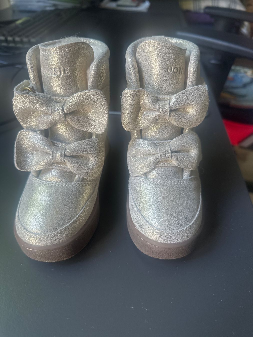 Scarpe per ragazze: Donsje Stiefel – Usato da Zürich venduto da mar_p2xp