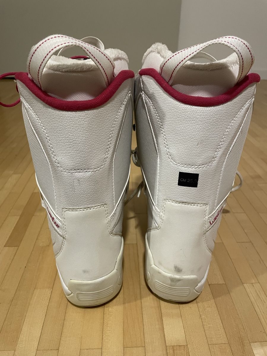 Decathlon Scarpe da donna: Snowboard boots size EU40 – Usato da Horgen venduto da car_tx5t 2