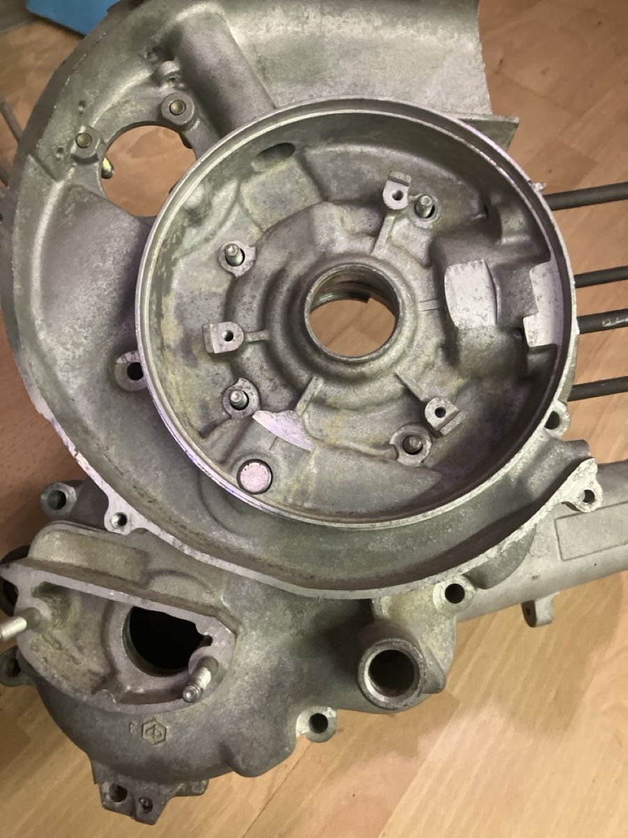 Vespa Motoren: Vespa PX200E Motorgehäuse Neu – Neu (gemäss Beschreibung) aus Winterthur von stu_qg5g 2