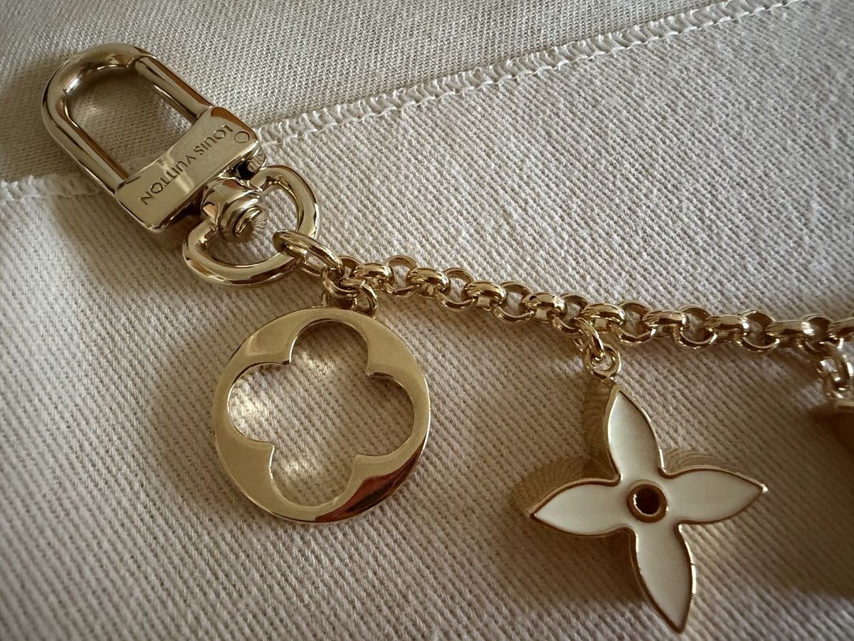 Louis Vuitton Portachiavi: Neu Louis Vuitton Taschenschmuck – Nuovo e nell'imballaggio originale da Gerlafingen venduto da Uragano 2