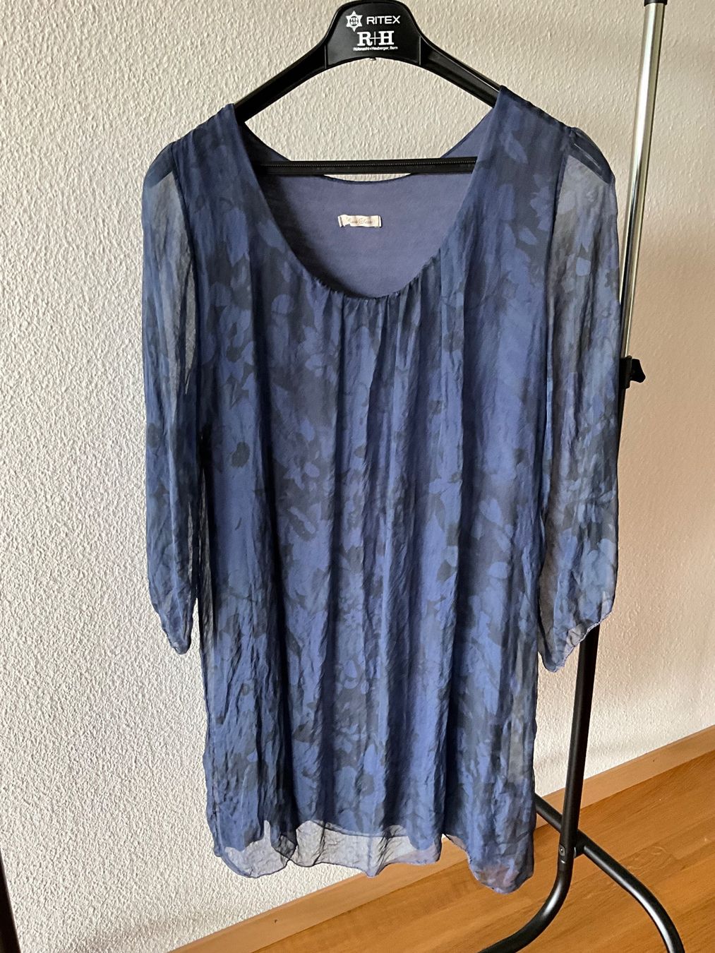 Vestiti: Kleid 100% Seide Gr. M/L – Usato da Muri b. Bern venduto da SmuriS