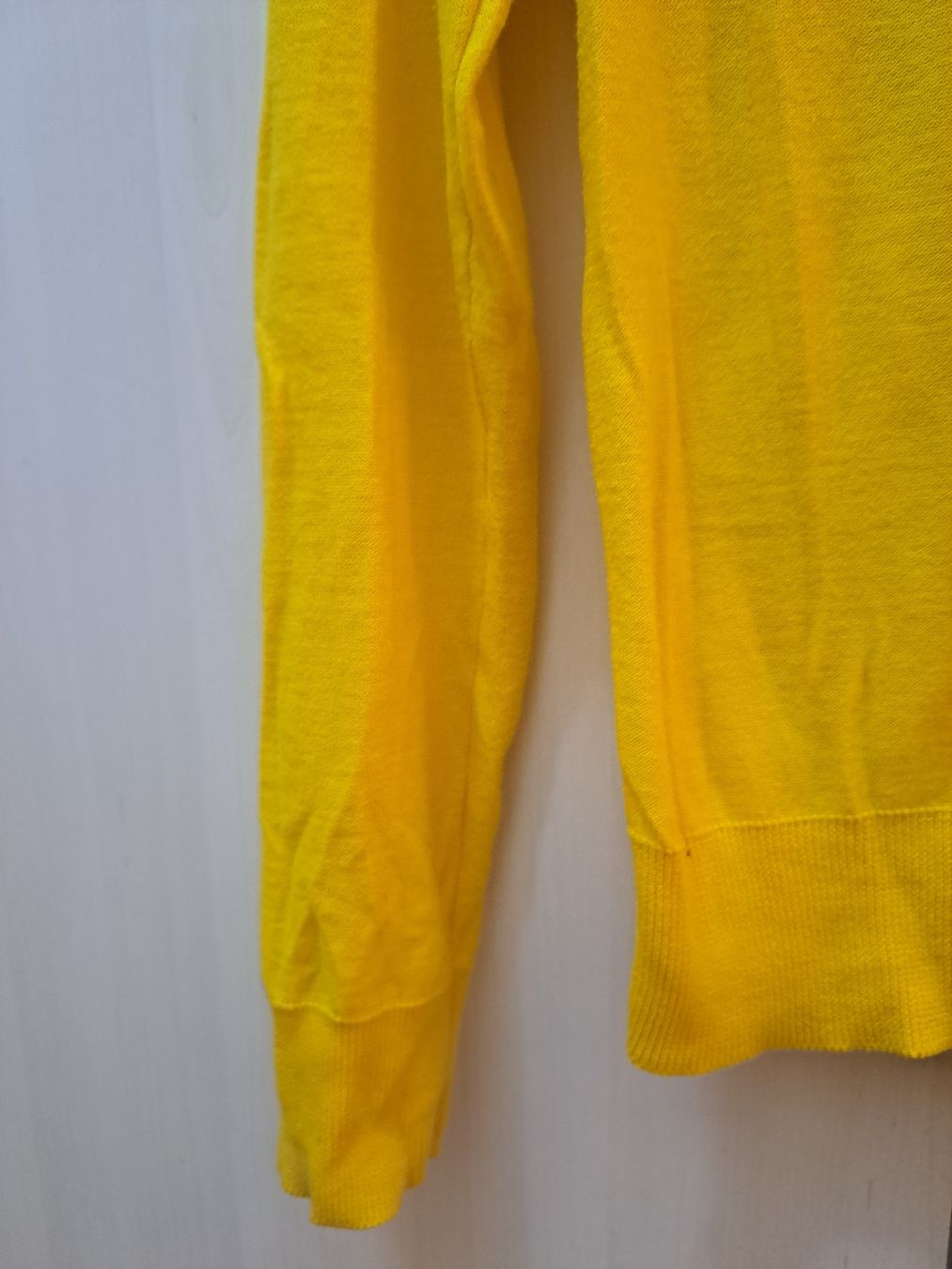 Sonia Rykiel Pulls & Sweat-shirts: Pull jaune à strass Sonia Rykiel - Taille S – D'occasion à Chêne-Bourg par mar_p5n7 5