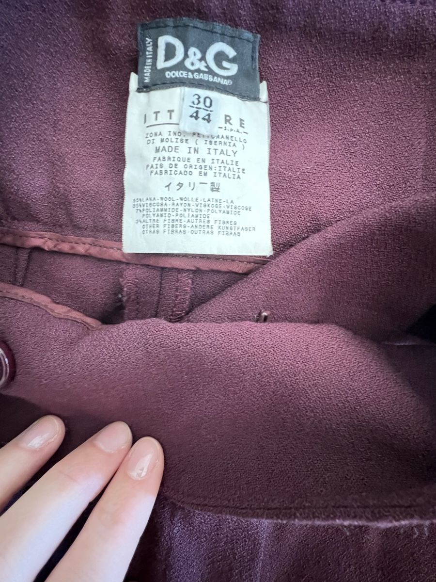Dolce & Gabbana Hosen: D&G High Waist Hose Bordeaux – Gebraucht aus Zollikon von adr_c6zs 3