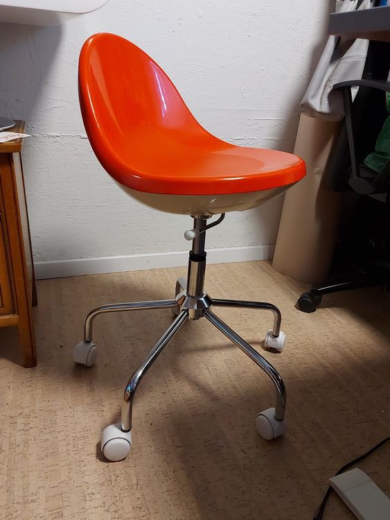 vintage-drehstuhl-orange-mit-rollen-von-armet-greta-1980-gebraucht