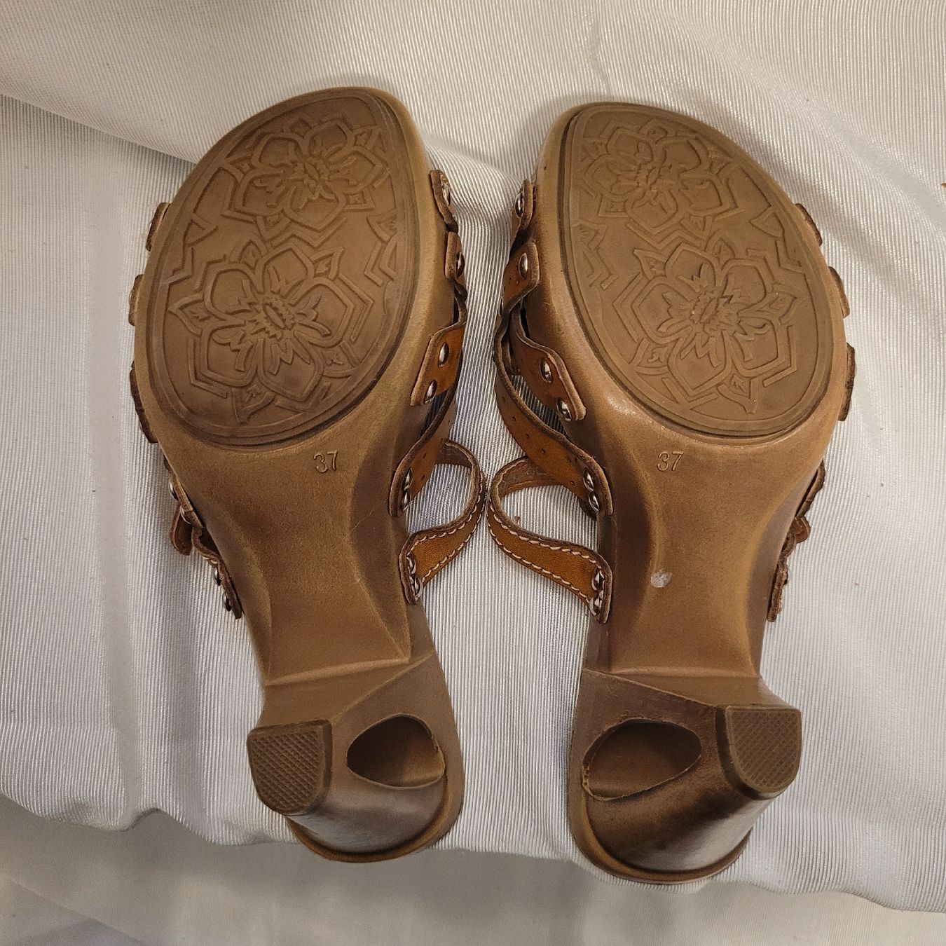 Scarpe da donna: Absatz Sandalen Sommer 37 – Usato da Niederbuchsiten venduto da klengyel 4