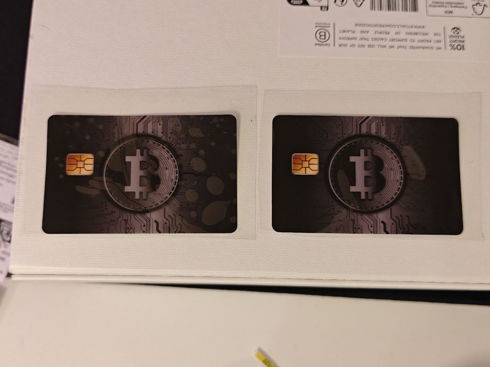 Sticker: Bitcoin Debit-/Kreditkarten Aufklebergrafik – Nuovo (secondo la descrizione) da Kloten venduto da Pablo95