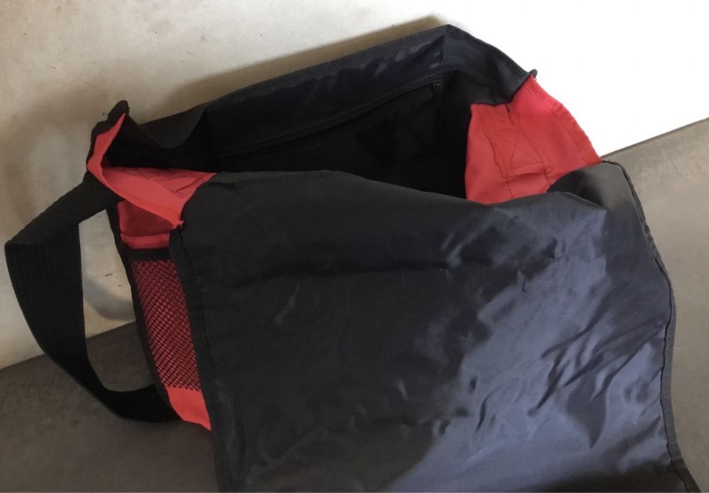 Bench Borse: Umhängetasche mit Überschlagdeckel - SPORT BENCH – Usato da Eggersriet venduto da Wiese61 5