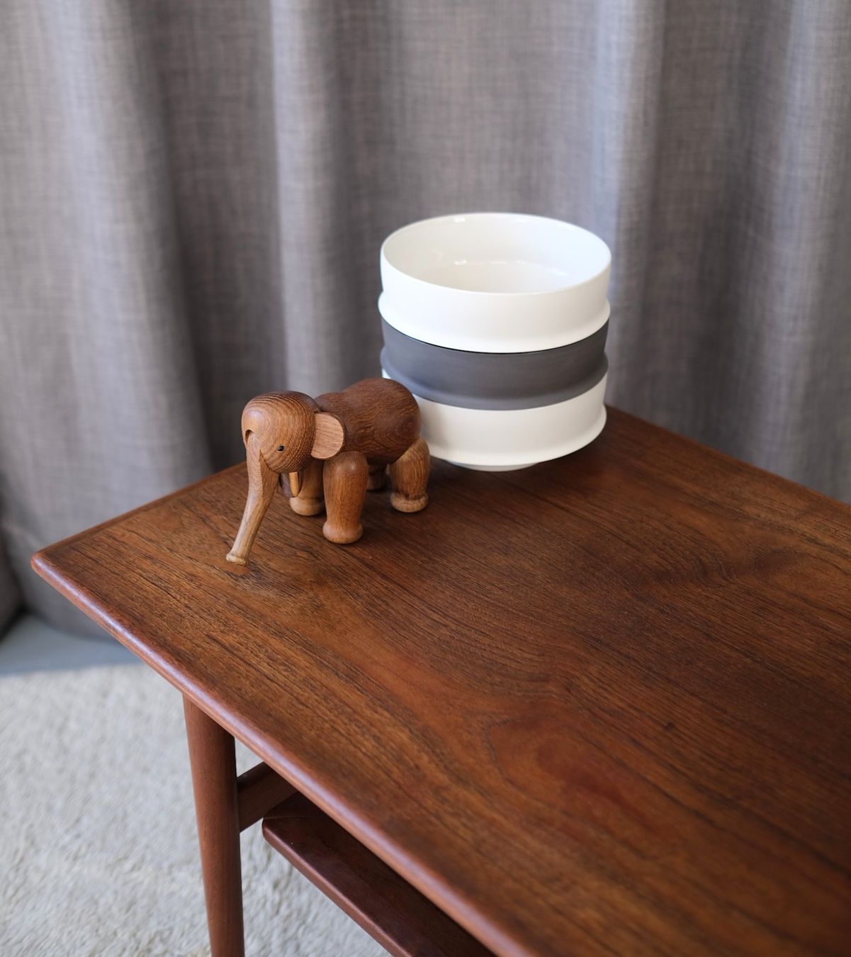 Tische: Danish Midcentury Teak Coffee Table c.1960 – Gebraucht aus Bern von Zmodern_VIN 9