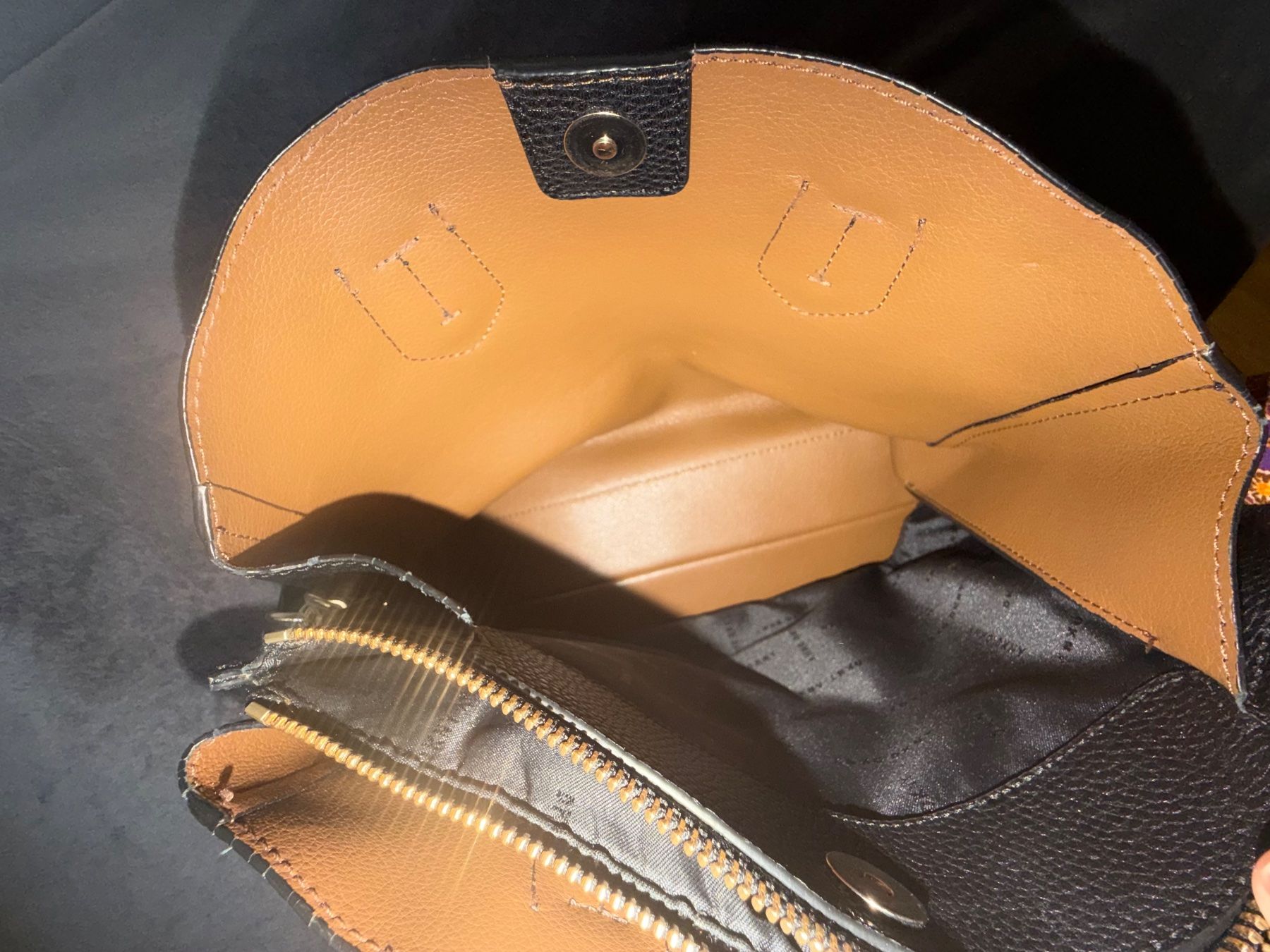 DKNY Borse da donna: Handtasche – Nuovo (secondo la descrizione) da Zürich venduto da elg_rqw7 3