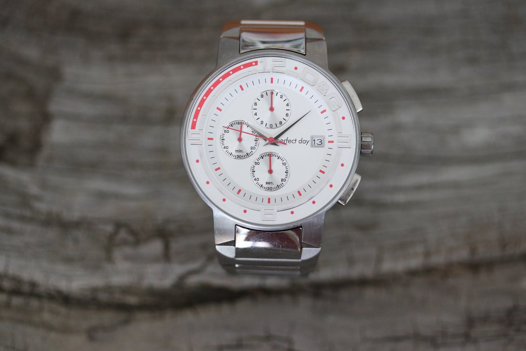 Dolce & Gabbana Orologi: D&G Perfect Day Chronograph Uhr – Usato da Bern venduto da archivedretro