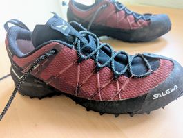 Salewa Zustiegsschuhe Gore-Tex rot  Grösse 40 gebraucht