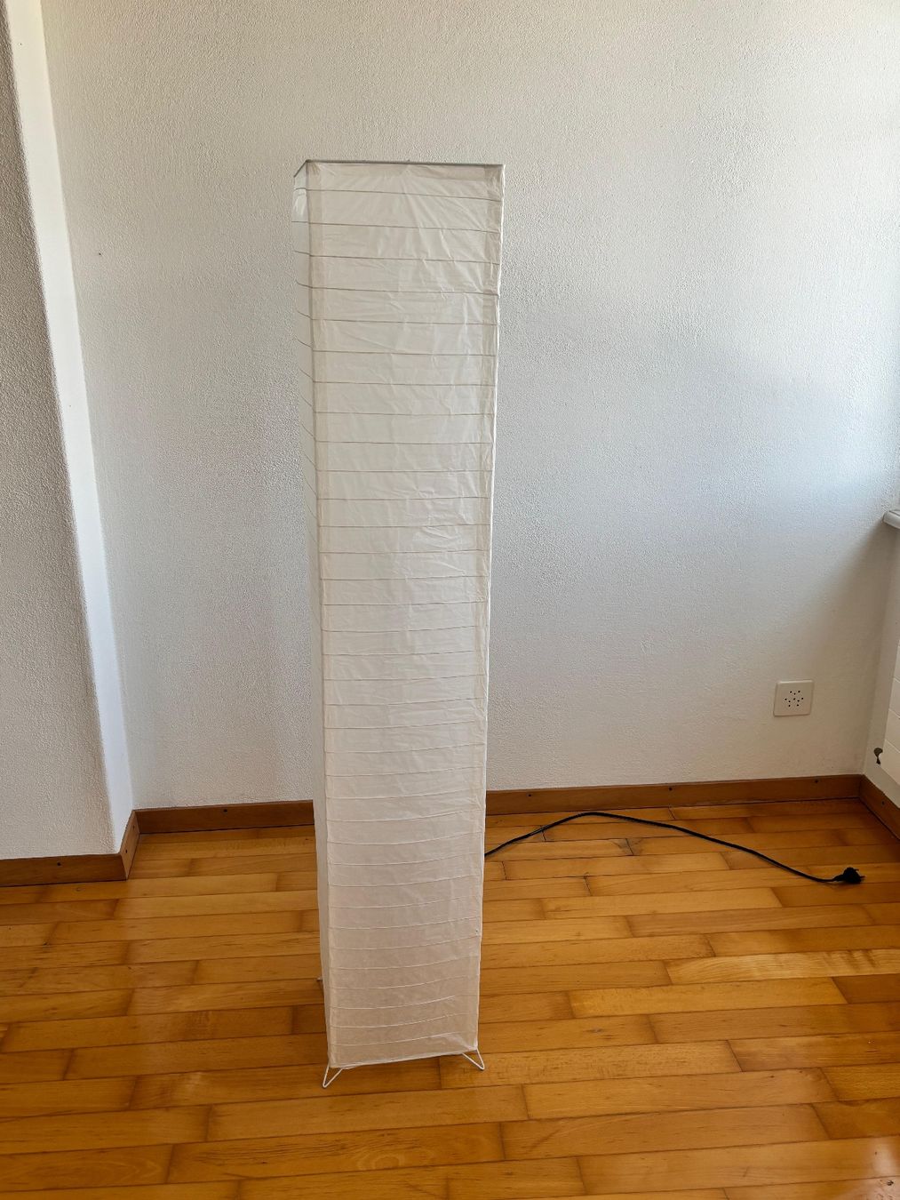 Lampes: Stehlampe Papier weiss rechteckig – D'occasion à Rapperswil SG par Yewgeni 2