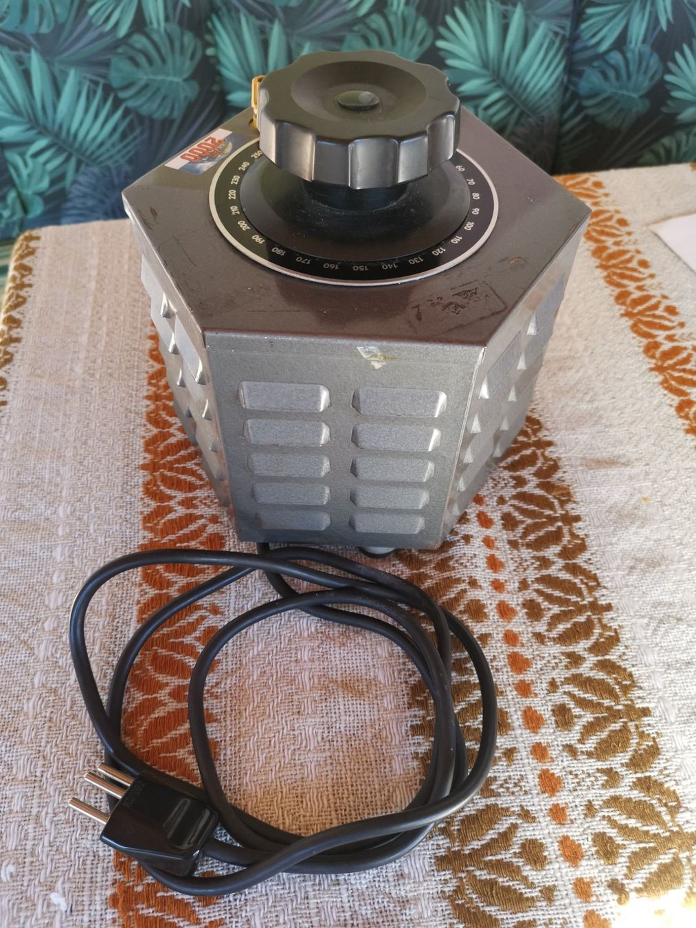 Alimentazione elettrica: Reguliertrafo 220 Volt – Usato da Liestal venduto da Ciccoo 2