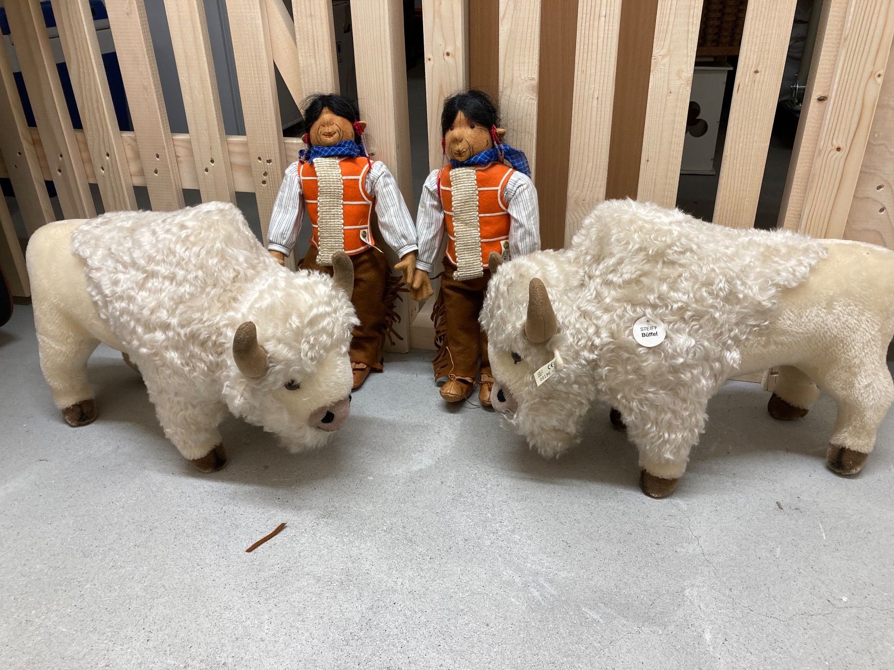 STEIFF Filzpuppe INDIANER MIT BÜFFEL | Kaufen auf Ricardo