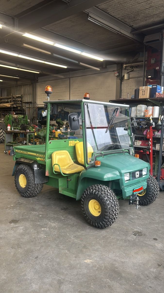 John Deere Trattori: John Deere Gator 4x2 – Usato da Thalheim venduto da flo_w9zx