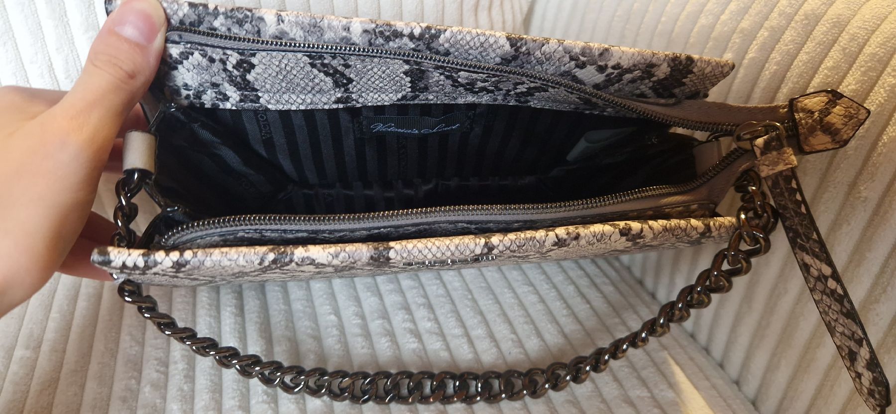 Victoria's Secret Borse da donna: Victoria's Secret Tasche – Nuovo (secondo la descrizione) da Embrach venduto da Angela_sells 3