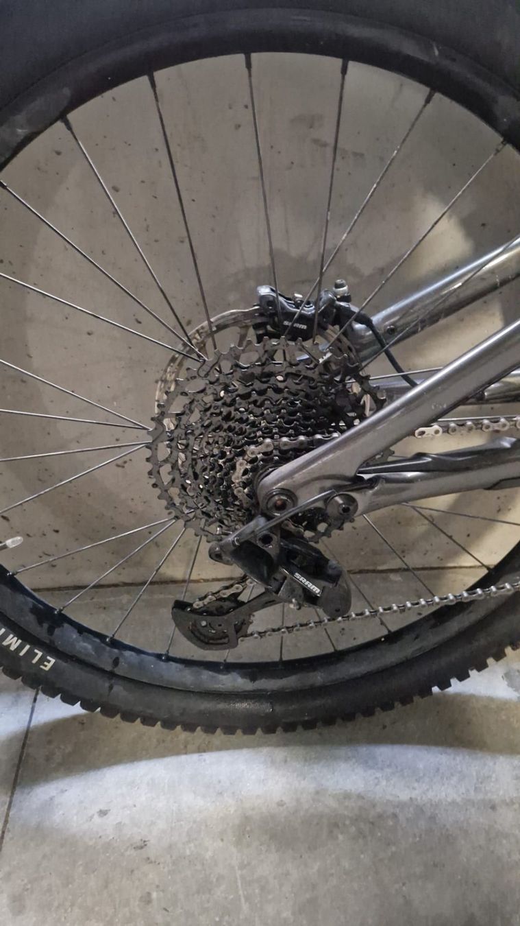Specialized Biciclette: SPECIALIZED TURBO LEVO CARBON COMP TAGLIA – Usato da lugano venduto da 1Cycle 4