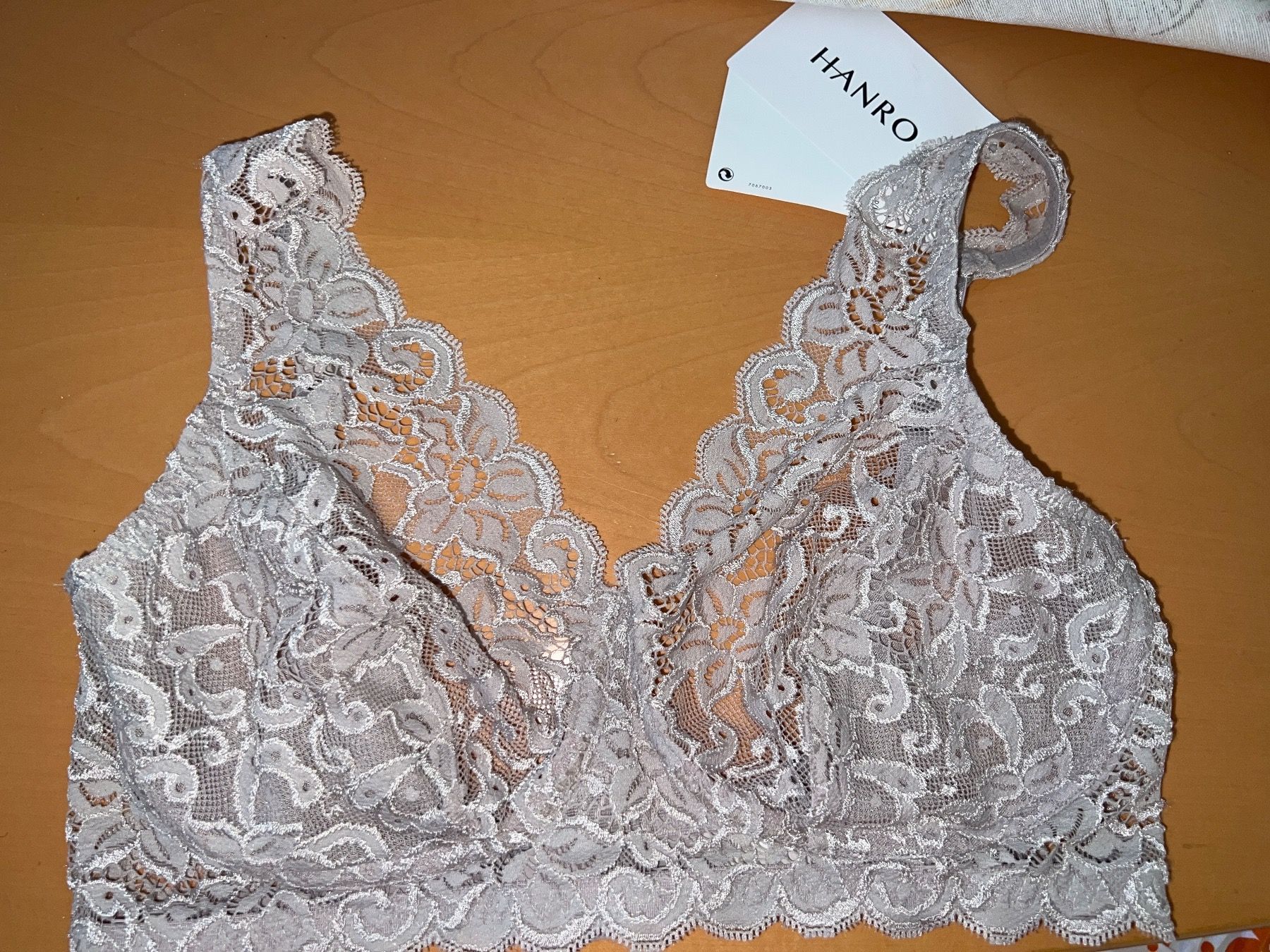 Hanro Autres dessous: BH HANRO 75D neu – Neuf (Voir description) à Dornach par samuti