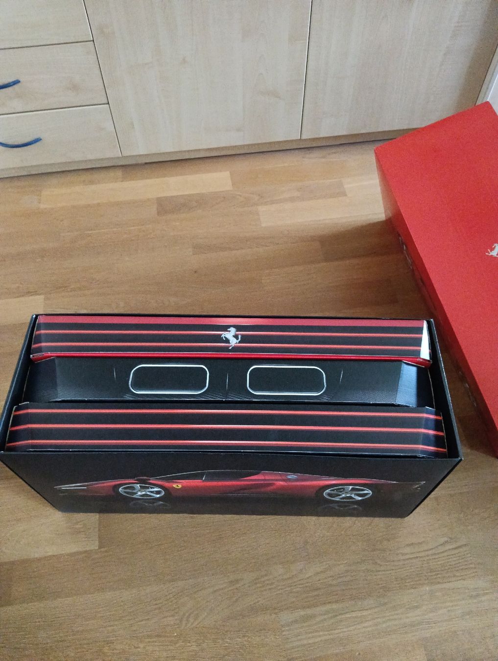 Lego Spielzeuge: Lego Technik 42143 Ferrari Karton  – Gebraucht aus Dreien von mosliger 4