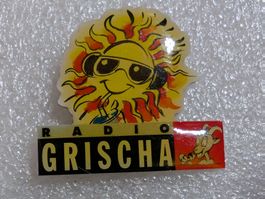 Ansteckpin 246: Radio Grischa
