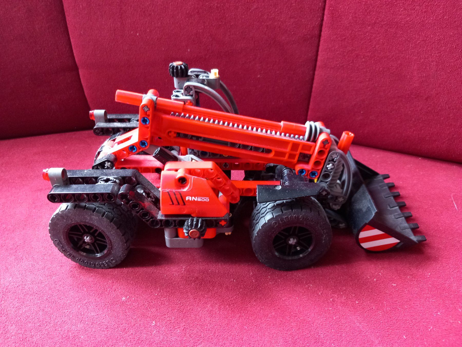 Lego Kit di costruzioni: LEGO Technic Teleskoplader 42061 – Usato da Uitikon Waldegg venduto da pkuster