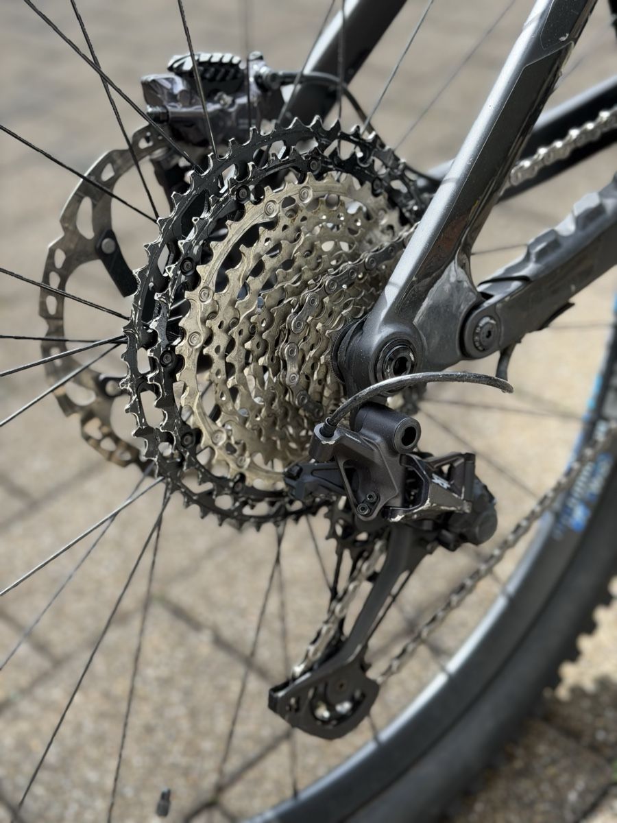 Canyon Velos: Canyon Strive CFR Underdog size M – Gebraucht aus Walchwil von Luxury_wardrobe 9